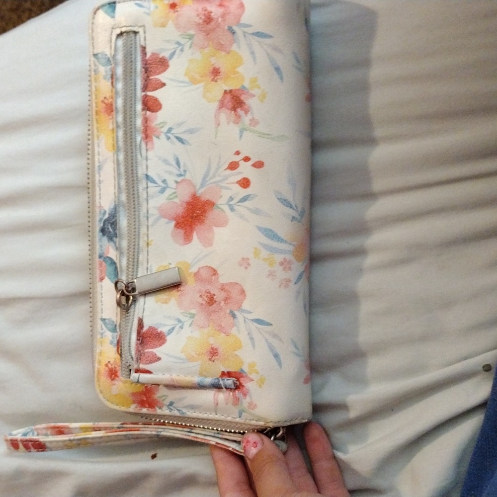 Wallet - Picture 3 of 3